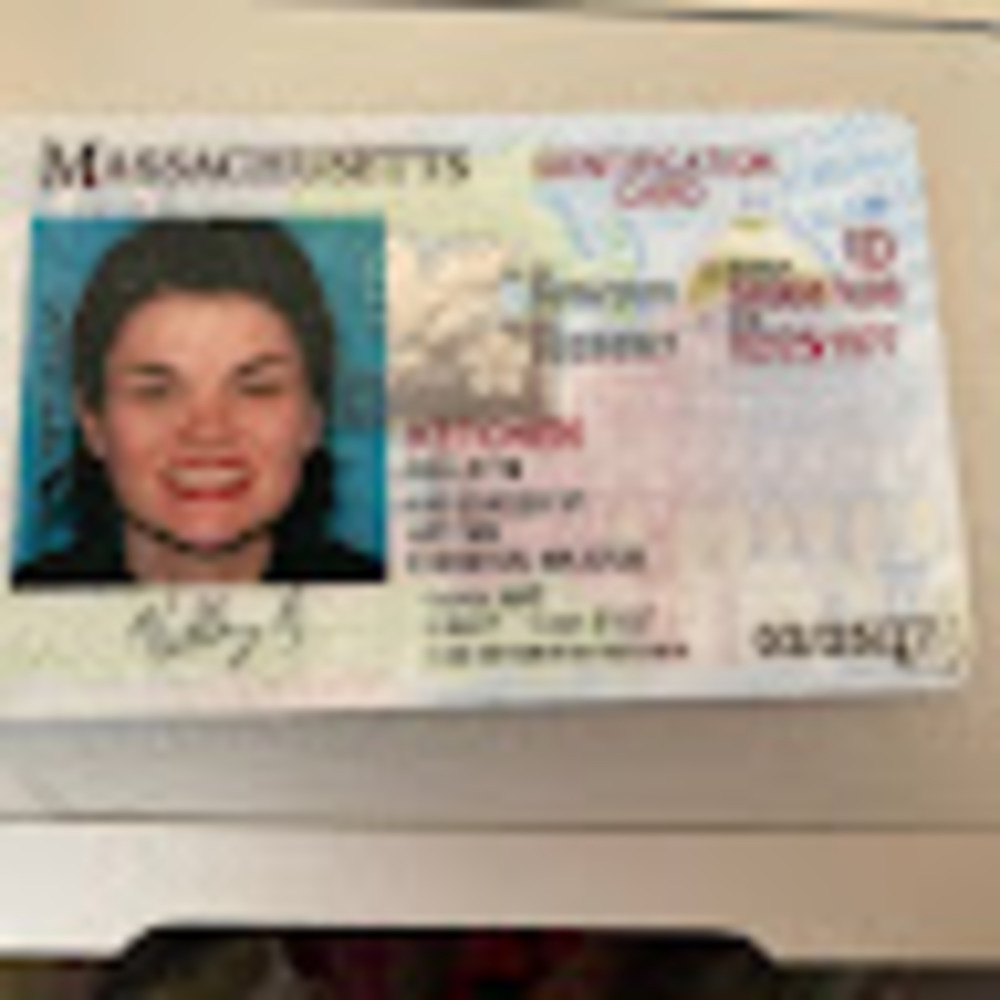 Meet your Posher, Kelley